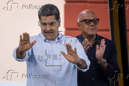 Venezolanos celebran el 