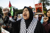 Pro Palestinians protest outside the US embassy in Jakarta