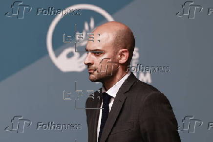 Paris conference calling for two-state solution