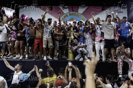 Rosas de Ouro é campeã do Carnaval de SP 2025