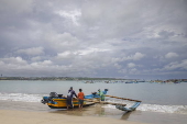 Bad weather and high waves warning for Bali
