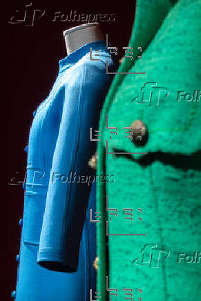 Grandes de la alta costura del siglo XX, como Saint Laurent y Cardin, brillan en Florencia