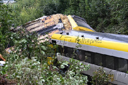 Passenger train derailed in southwestern Germany