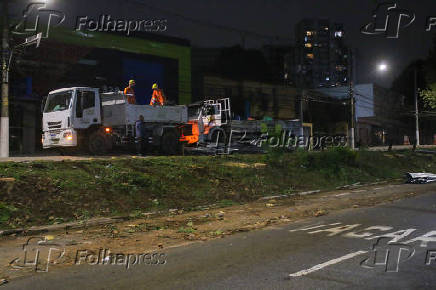 Prefeitura remove tapumes da Sena Madureira