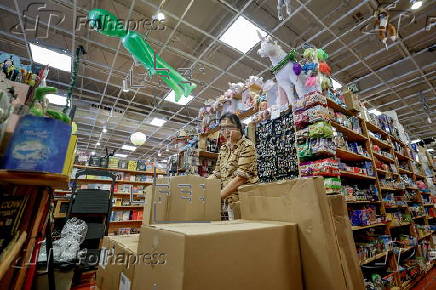 Atlanta toy store owner reacts to tariffs on China made products