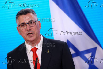 German Foreign Minister Johann Wadephul and Israeli Foreign Minister Gideon Saar attend a press conference in Berlin