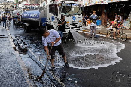 Manila orders cleanup of waterways after health emergency