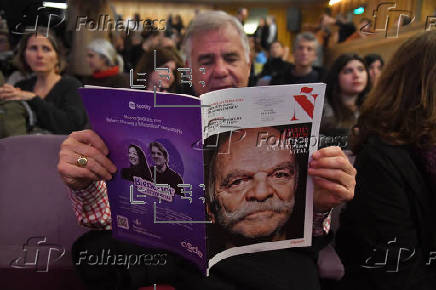 Buenos Aires rinde homenaje Martín Caparrós de la mano de 30 escritores y periodistas