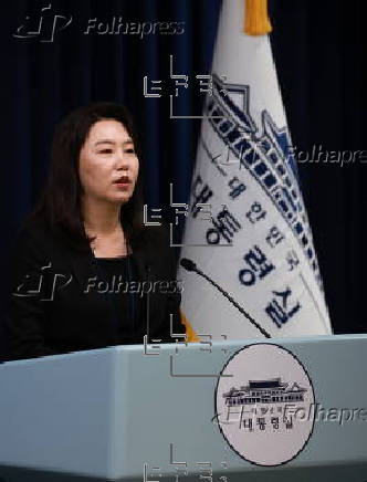 Presidential spokesperson attends press conference at presidential office
