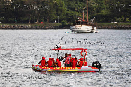 Treinamento dos bombeiros no Rio de Janeiro.