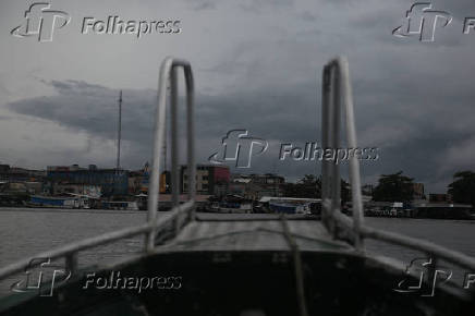 AMAZONAS, CHEIA DO RIO SOLIMOES