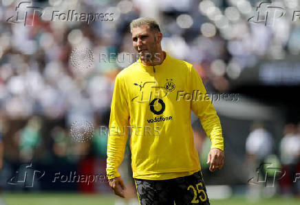 FILE PHOTO: FIFA Club World Cup - Quarter Final - Real Madrid v Borussia Dortmund