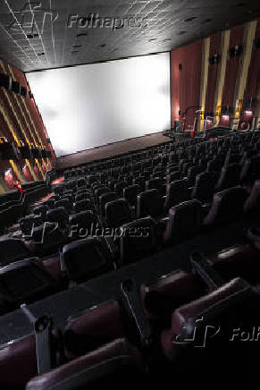 Sala de cinema Cinemark do Shopping Lar Center