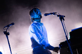 Air encerra o sábado de shows do c6 fest