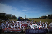 Demonstration for World Environment Day and against bills that propose changes to the environmental licensing system, in Brasilia