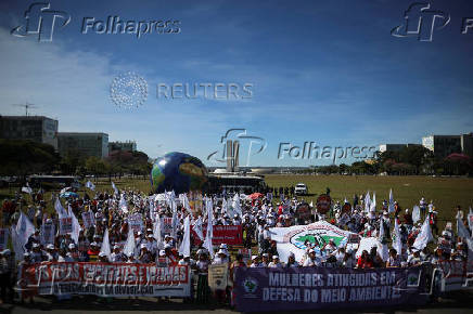 Demonstration for World Environment Day and against bills that propose changes to the environmental licensing system, in Brasilia