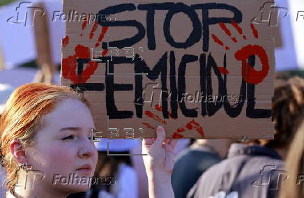 Protest over the killing of a young pregnant woman in Bucharest