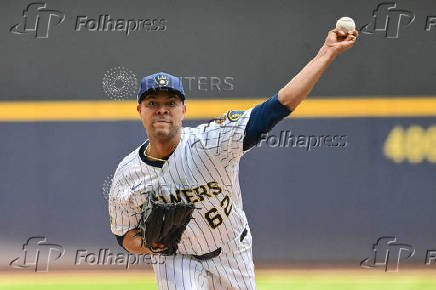 MLB: St. Louis Cardinals at Milwaukee Brewers