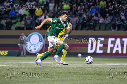 Partida entre Palmeiras e Mirassol pelo Campeonato Brasileiro 2025