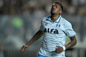 Partida entre Vasco e Gremio válida pelo Campeonato Brasileiro 2025.