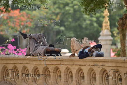 Karachi braces for heat wave as temperatures rise