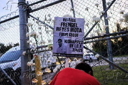 'Vigil for the Voiceless' at immigration detention facility