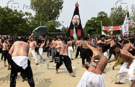 Mourning processions of Shiite Muslims on the eve of Ashura in Islamabad