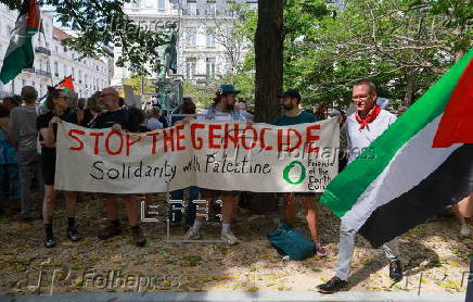 Protest in Brussels as Belgian MPs prepare for Gaza debate