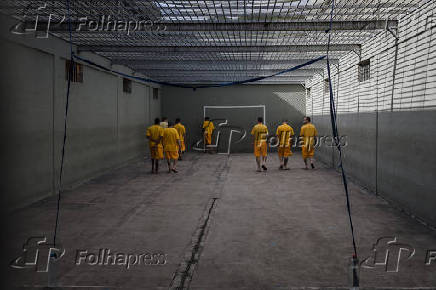Detentos condenados cumprem pena na Penitenciária Industrial, em Joinville (SC)
