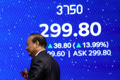 Robin Zeng, founder and chairman of battery manufacturer Contemporary Amperex Technology (CATL), attends the company?s listing ceremony at the Hong Kong Stock Exchange in Hong Kong