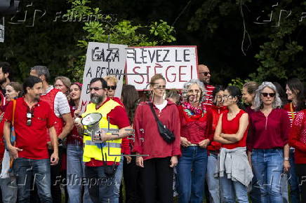 Doctors Without Borders protest against militarization of aid to Gaza