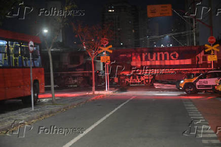 Acidente de trem e onibus