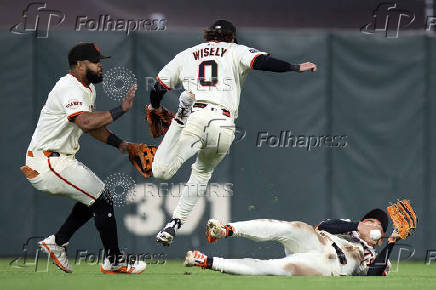 MLB: Pittsburgh Pirates at San Francisco Giants