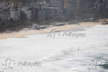 Ressaca do mar no Rio de Janeiro.