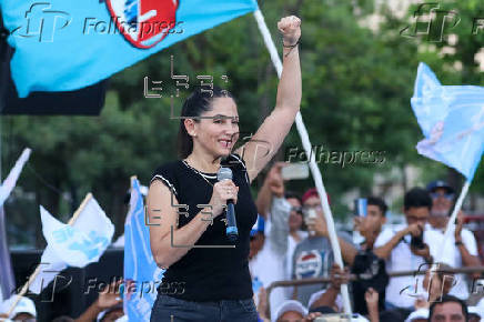 Luisa González, la esperanza del correísmo para gobernar otra vez Ecuador y hacer historia