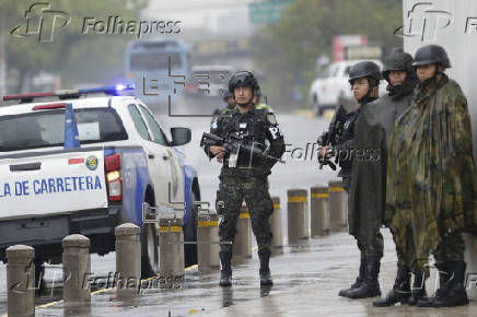 Militares custodian Banco Central ante Cumbre de la Celac