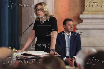 Portugal's new government sworn in