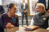 Sheinbaum se reúne en el G7 con el primer ministro de India, Narendra Modi