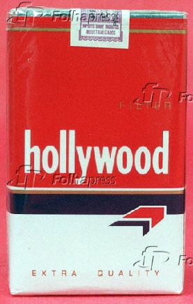 Embalagem de cigarro Hollywood.
