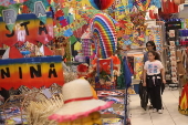 Movimentação na Ladeira Porto Geral - Festas Juninas