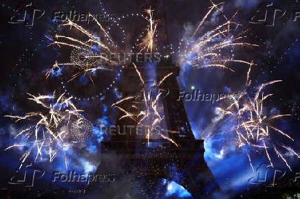 Fireworks at the Eiffel Tower to mark Bastille Day celebrations in Paris