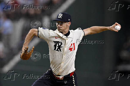 MLB: Atlanta Braves at Texas Rangers