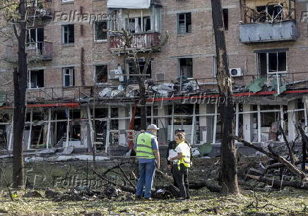 Over a dozen killed in Kyiv after overnight Russian attack