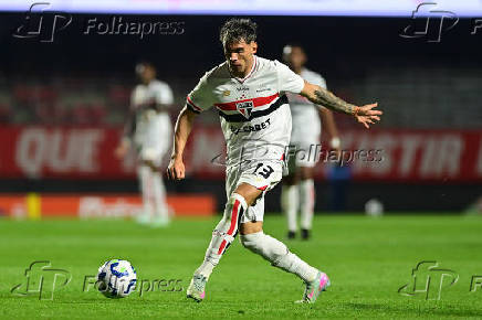 Partida entre SÃO PAULO X ATHLETICO PR pelo Campeonato Brasileiro