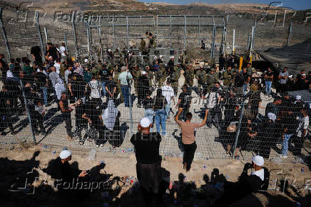 Ceasefire line between Israeli-occupied Golan Heights and Syria