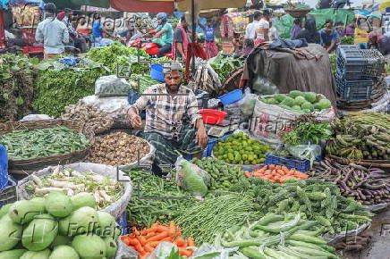 Vegetable prices soar again in Dhaka due to crop damage from rain