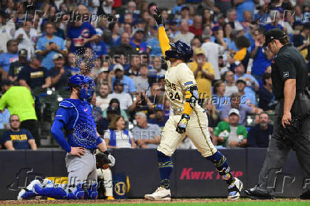 MLB: Chicago Cubs at Milwaukee Brewers