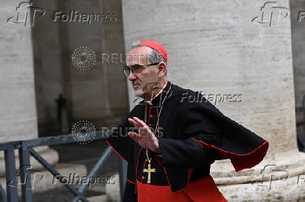 Cardinals arrive to the Vatican for a general congregation meeting