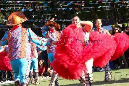 Grupo Paixao Caicara (SP).