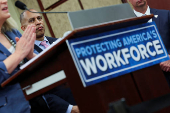 U.S. House members hold news conference in support of federal workers